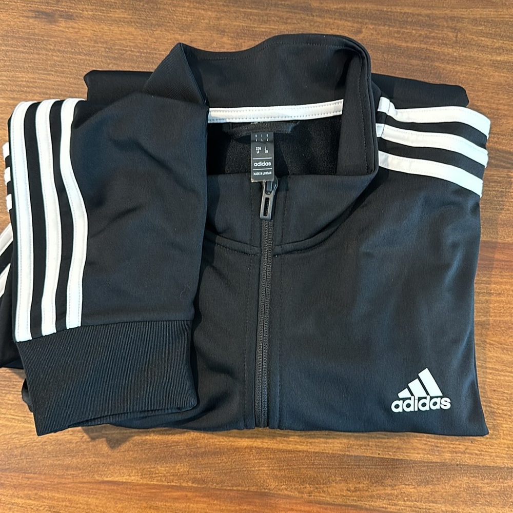 Adidas men’s track jacket size L
